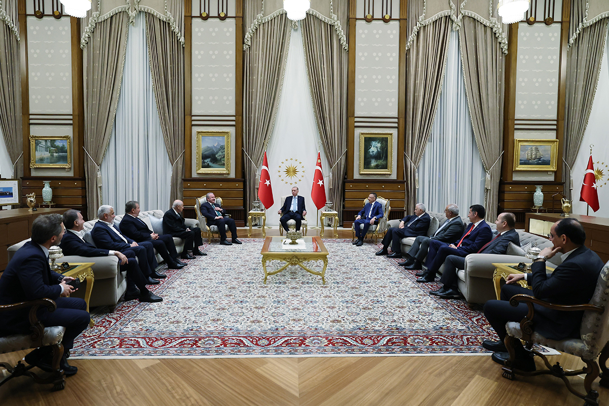 Cumhurbaskani Erdogan, TBMM Baskani Sentop ve Cumhur Ittifaki liderlerini kabul etti