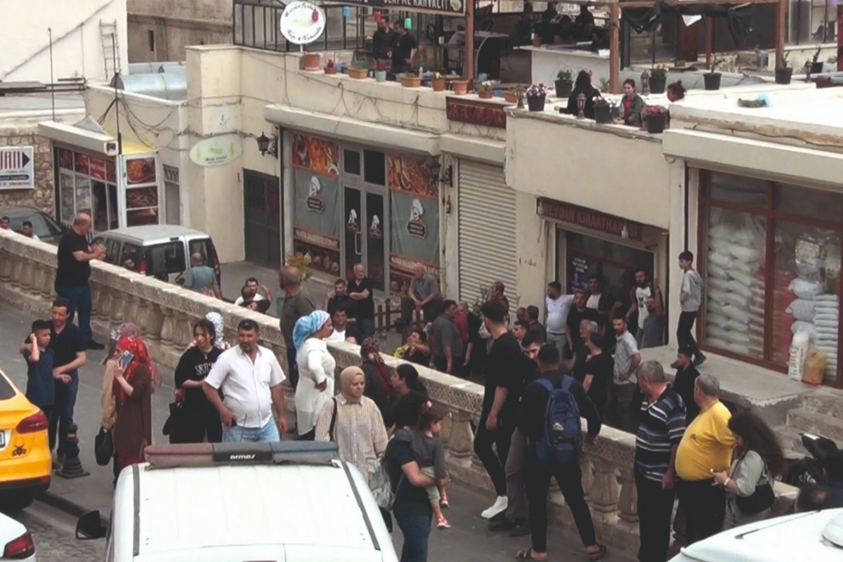 Mardin'de çarsi merkezinde silahli kavga: 6 yarali