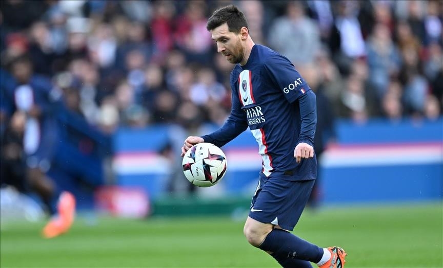 PSG, Lionel Messi'nin ayriligini resmen duyurdu
